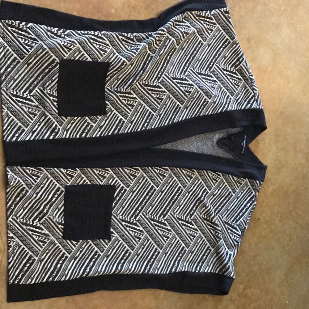 Plus Size Black & White Kimno